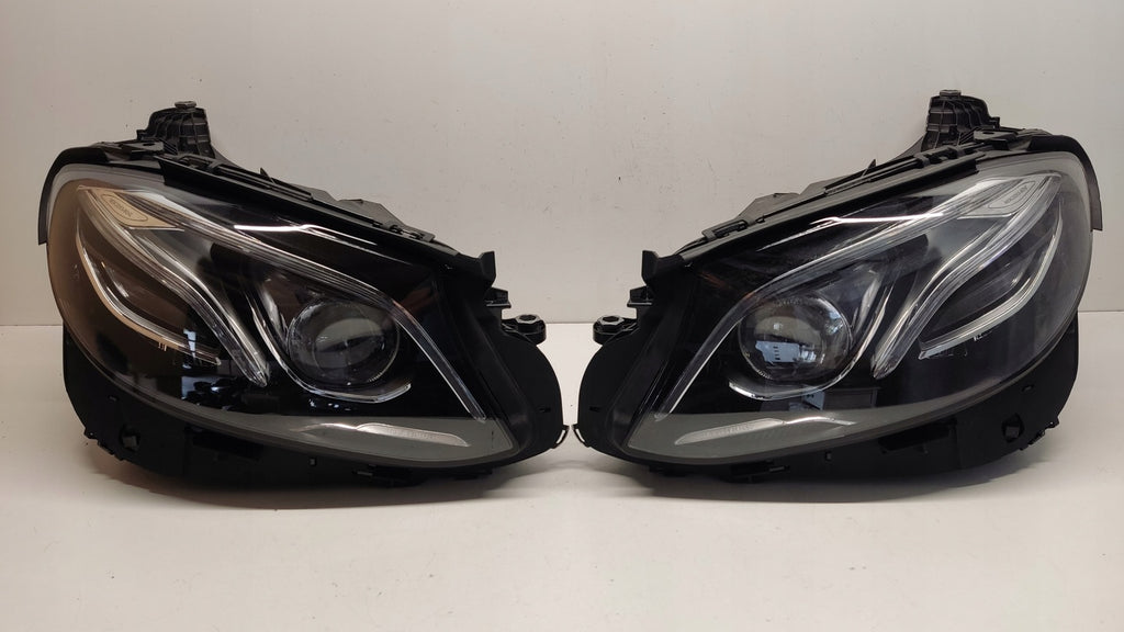 Frontscheinwerfer Mercedes-Benz A2139067606 A2139067506 LED Rechts oder Links