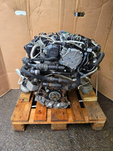 Load image into Gallery viewer, Motor Audi CAHA 2.0 TDI 170PS 125kW 133TKm 2011 Diesel Engine Komplett