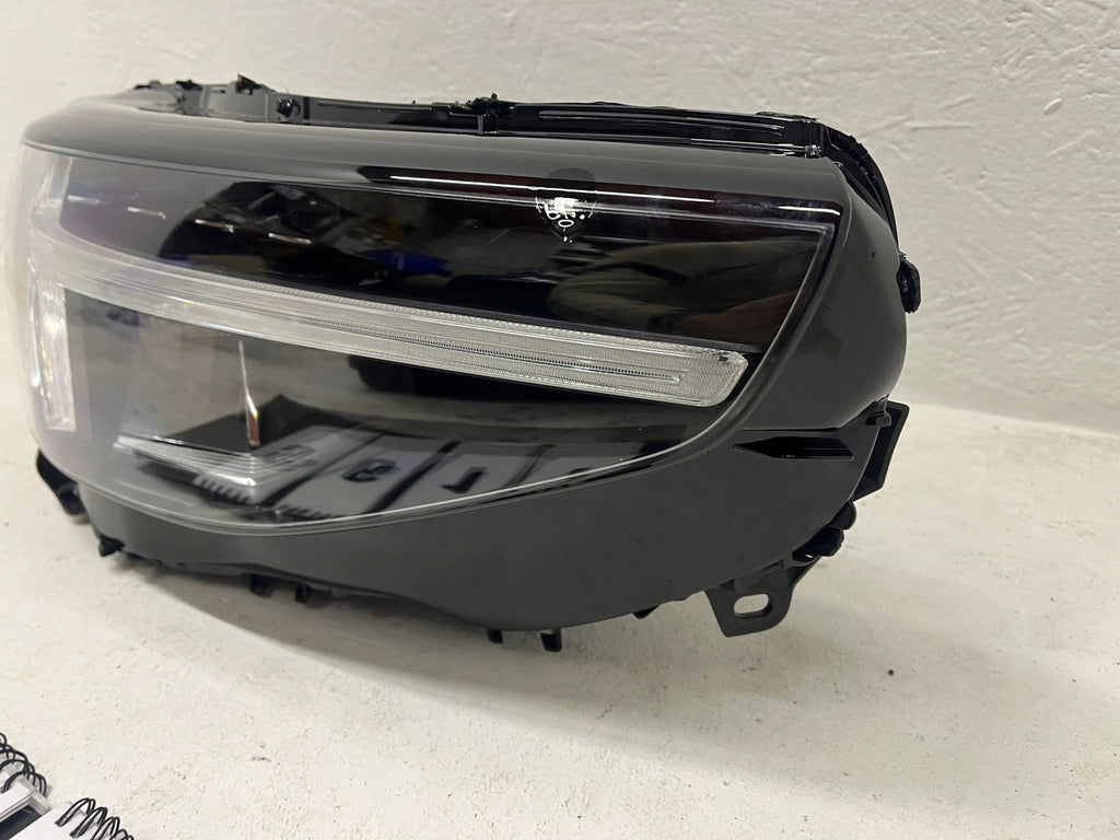 Frontscheinwerfer Volvo Xc40 32338909 LED Rechts Scheinwerfer Headlight SCH7103060153un