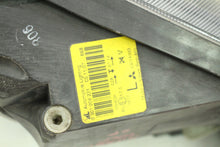 Laden Sie das Bild in den Galerie-Viewer, Frontscheinwerfer Mitsubishi Colt 0301208221 Links Scheinwerfer Headlight