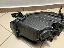 Laden Sie das Bild in den Galerie-Viewer, Frontscheinwerfer Dacia Duster 260603515R Full LED Links Scheinwerfer Headlight SCH6812390523zl
