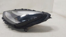 Laden Sie das Bild in den Galerie-Viewer, Frontscheinwerfer Tesla Model 3 1077375-50-B Links Scheinwerfer Headlight
