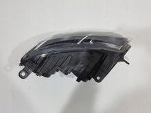 Load image into Gallery viewer, Frontscheinwerfer Dacia Duster 260609367R Links Scheinwerfer Headlight SCH2251004953cp