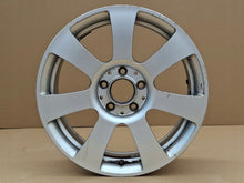 Laden Sie das Bild in den Galerie-Viewer, 1x Alufelge 17 Zoll 7.5" 5x112 47 5ET Matt Silber A2044013502 Mercedes-Benz W204 FEL7983727899yf