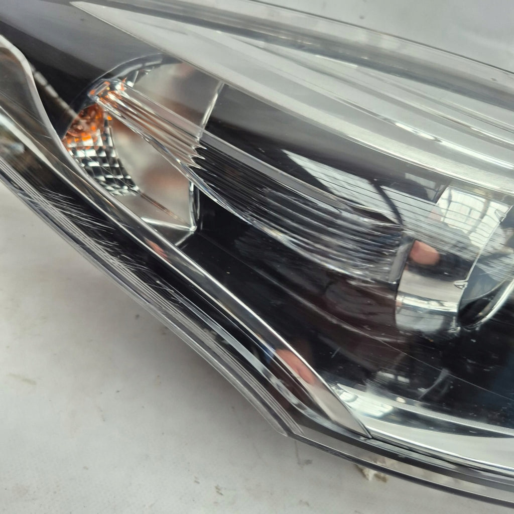 Frontscheinwerfer Renault Megane III 260100923R Rechts Scheinwerfer Headlight SCH5108085242dd