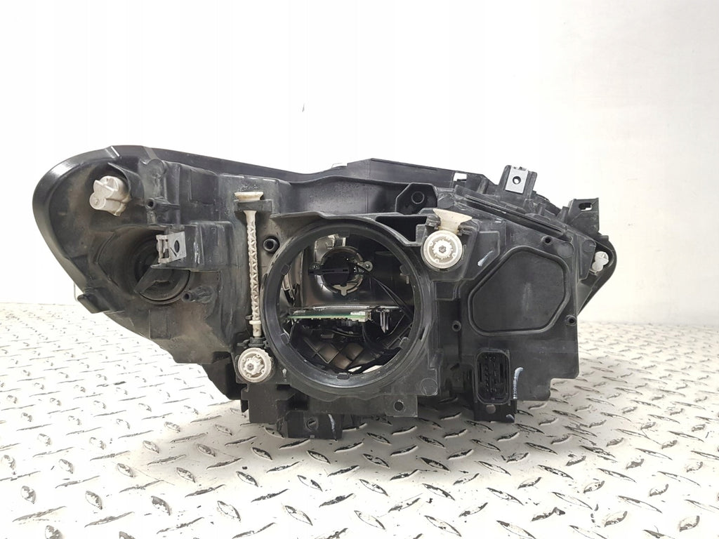 Frontscheinwerfer BMW 1 F21 F20 7358391-10 Ein Stück (Rechts oder Links) SCH2125375360ye