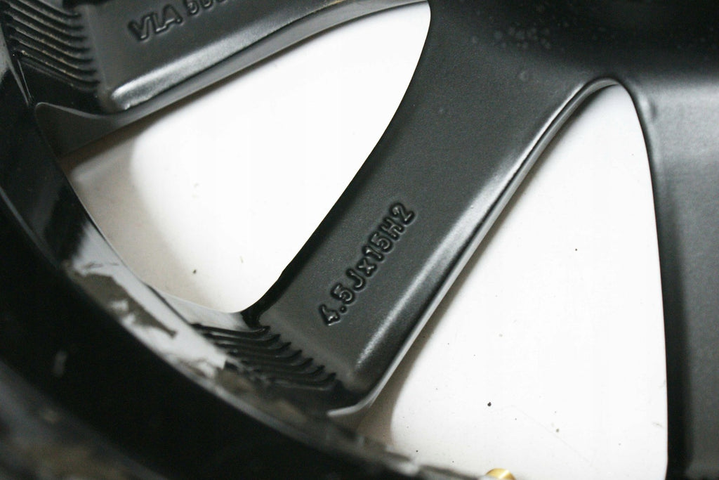 1x Alufelge 15 Zoll 4.5" 4x100 35ET Toyota Aygo X Rim Wheel