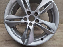 Laden Sie das Bild in den Galerie-Viewer, 1x Alufelge 18 Zoll 5x112 8V0601025DG Audi A3 Rim Wheel FEL1476894489yk