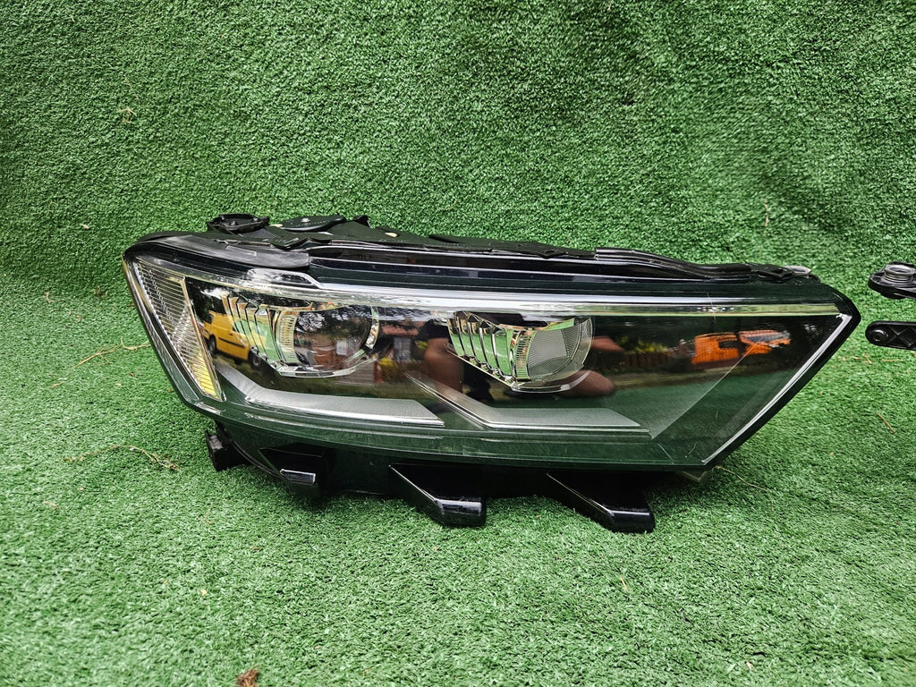 Frontscheinwerfer VW T-Roc 2GA941035P 2GA941036 LED Ein Satz Headlight SCH9172204830ni