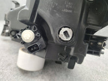 Laden Sie das Bild in den Galerie-Viewer, Frontscheinwerfer Mazda III B63C-51030-SCZ B63C-51030 LED Rechts Headlight SCH5333358167od