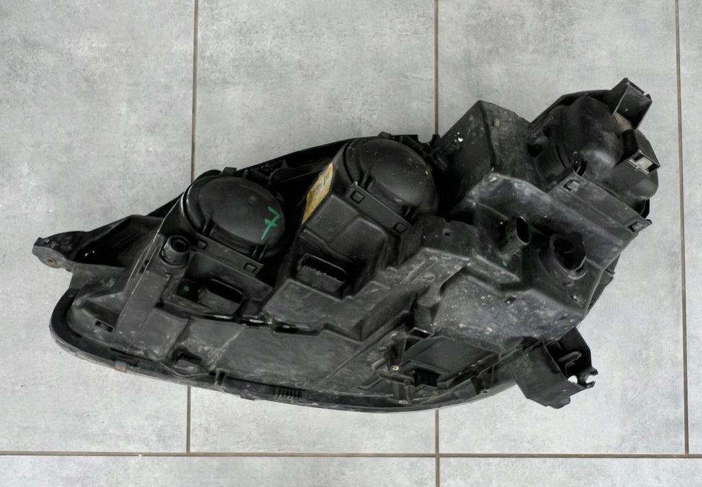 Frontscheinwerfer Mercedes-Benz W220 A2208202461 Rechts Scheinwerfer Headlight SCH8563348094sa