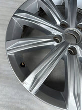 Load image into Gallery viewer, 1x Alufelge 17 Zoll 5x112 5TA601025D VW Touran Rim Wheel FEL1556543068qp
