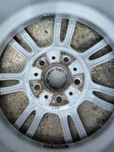 Load image into Gallery viewer, 1x Alufelge 18 Zoll 8.0" 5x114.3 20ET Glanz Silber 2283905 BMW E93 E60 E90 FEL5006847630oa