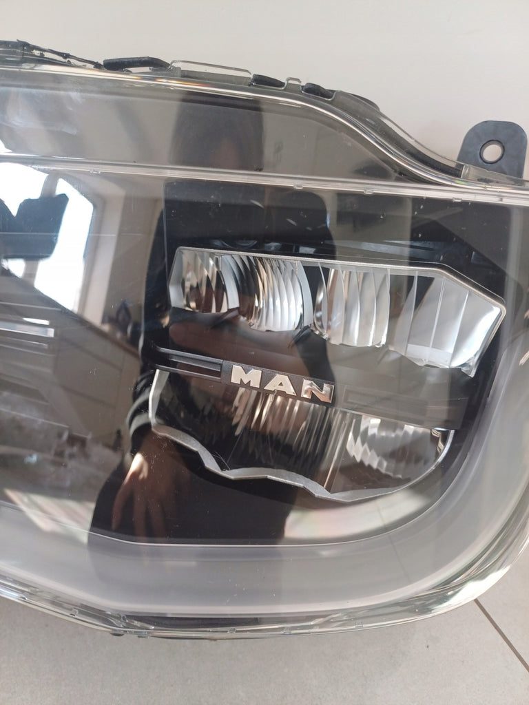 Frontscheinwerfer Man 8125101-6821 Full LED Links Scheinwerfer Headlight SCH7226734212pu