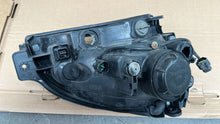 Laden Sie das Bild in den Galerie-Viewer, Frontscheinwerfer Hyundai Tucson Links Scheinwerfer Headlight