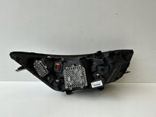 Laden Sie das Bild in den Galerie-Viewer, Frontscheinwerfer Iveco Daily I 05802711800 LED Links Scheinwerfer Headlight SCH2456274292nf