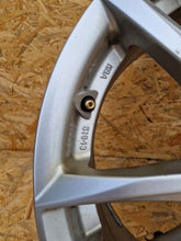 Laden Sie das Bild in den Galerie-Viewer, 1x Alufelge 16 Zoll 6.5" 5x114.3 50ET KBA51643 Hyundai I Rim Wheel FEL8082568376fu