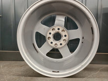 Load image into Gallery viewer, 1x Alufelge 16 Zoll 7.0" 5x112 35ET Glanz Silber 8W0601025 Audi A4 Rim Wheel FEL6214347322zn
