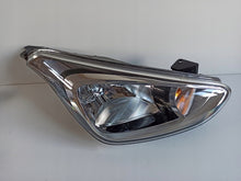 Load image into Gallery viewer, Frontscheinwerfer Hyundai I10 92102-B9000 LED Rechts Scheinwerfer Headlight