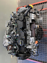 Laden Sie das Bild in den Galerie-Viewer, Motor Citroën Ford Peugeot C4 II 9H05 1.6 EHDI 97PS 71kW 2010 Diesel Komplett MOT8510995461px