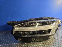 Laden Sie das Bild in den Galerie-Viewer, Frontscheinwerfer Volvo Xc90 II 32404715 LED Links Scheinwerfer Headlight