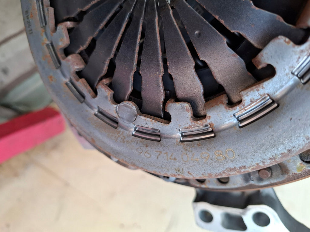 Motor Peugeot 2008 I HM05 1.2 VTI 27TKm Benzin Engine Komplett