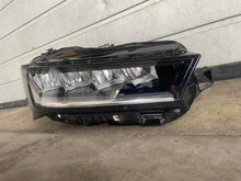 Load image into Gallery viewer, Frontscheinwerfer Skoda Superb I 3P1941016 Rechts Scheinwerfer Headlight SCH7091057595gs