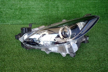 Laden Sie das Bild in den Galerie-Viewer, Frontscheinwerfer Mazda 3 BHR151040 Ein Stück (Rechts oder Links) Headlight SCH3151202291fj