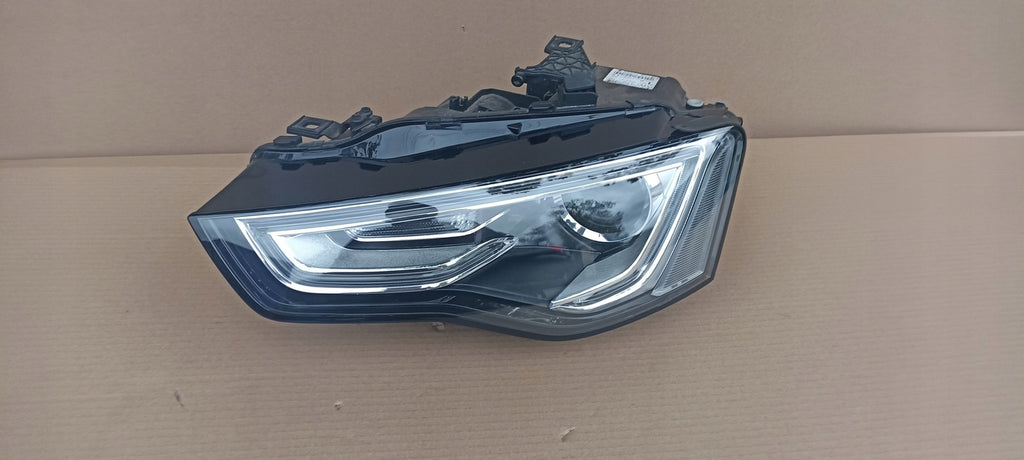 Frontscheinwerfer Audi A5 8T0941031C 030127428104 Xenon Links Headlight