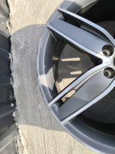 Laden Sie das Bild in den Galerie-Viewer, 1x Alufelge 19 Zoll 8.0&quot; 5x112 8V0601025AS Audi A3 Rim Wheel