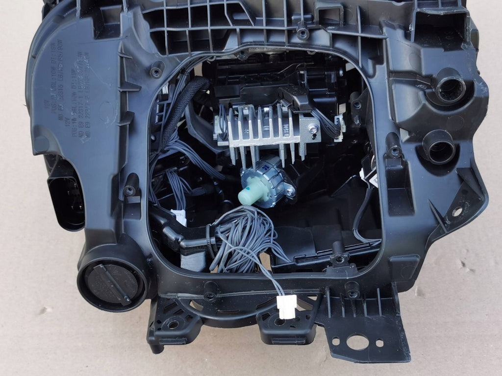 Frontscheinwerfer Porsche Taycan 9J1941032F-BAX Rechts Scheinwerfer Headlight SCH3860875382ha