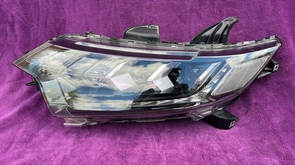 Frontscheinwerfer Mitsubishi Outlander III 8301D3-31 LED Links Headlight