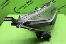Load image into Gallery viewer, Frontscheinwerfer Toyota Yaris Cross LED Rechts Scheinwerfer Headlight SCH2501034264eq