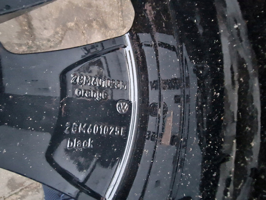 1x Alufelge 17 Zoll 6.5" 5x100 39ET Glanz Silber 2GM601025E Mg T Cross T-Cross