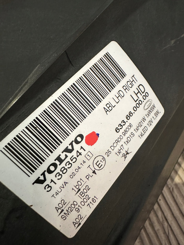 Frontscheinwerfer Volvo Xc70 31383541 Xenon Rechts Scheinwerfer Headlight