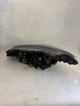 Load image into Gallery viewer, Frontscheinwerfer Toyota Yaris 17-0D-199 Rechts Scheinwerfer Headlight SCH1899934447us