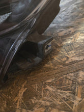 Laden Sie das Bild in den Galerie-Viewer, Frontscheinwerfer Toyota Chr C-Hr 81150F40710 LED Ein Stück (Rechts oder Links)