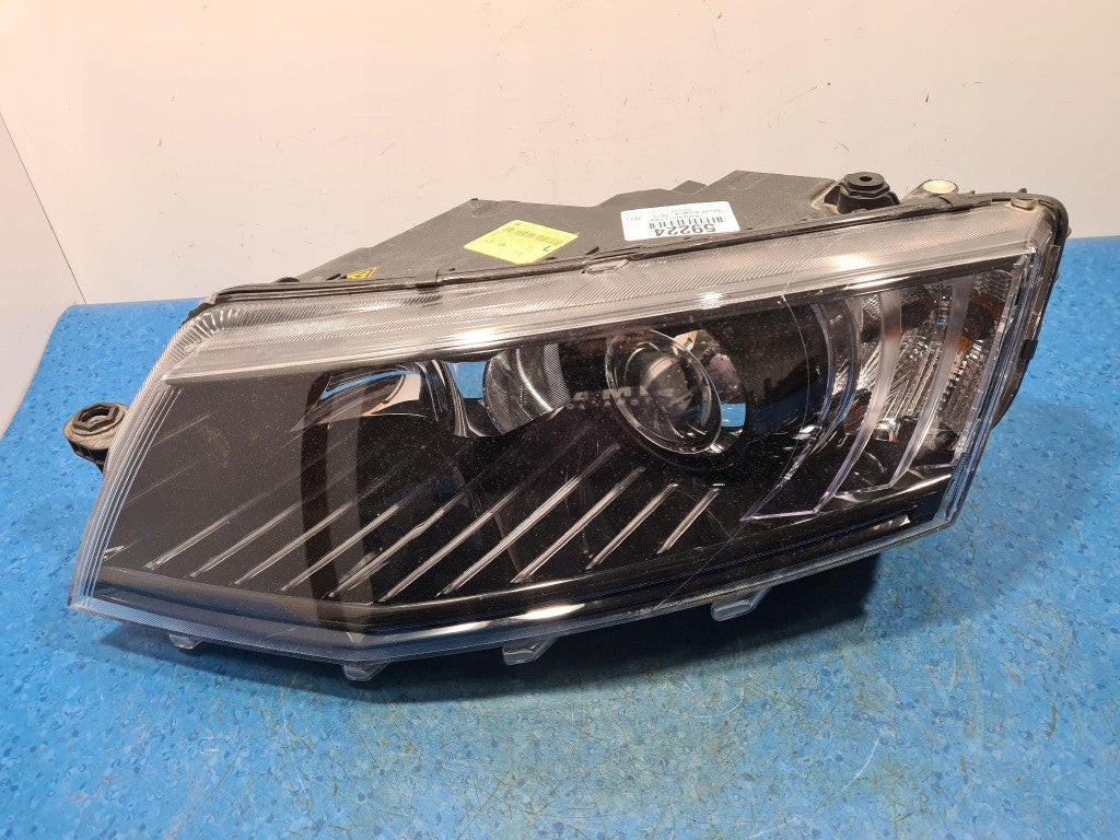 Frontscheinwerfer Skoda Octavia III 130702425800 Links Scheinwerfer Headlight SCH7299922268rn