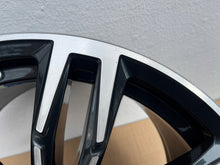 Load image into Gallery viewer, 1x Alufelge 19 Zoll 10.0" 5x112 46ET 5A324E1 BMW 5 Rim Wheel FEL5581255125jp