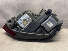 Laden Sie das Bild in den Galerie-Viewer, Frontscheinwerfer VW Touran 5TB941082A 005TB941082A LED Rechts Headlight
