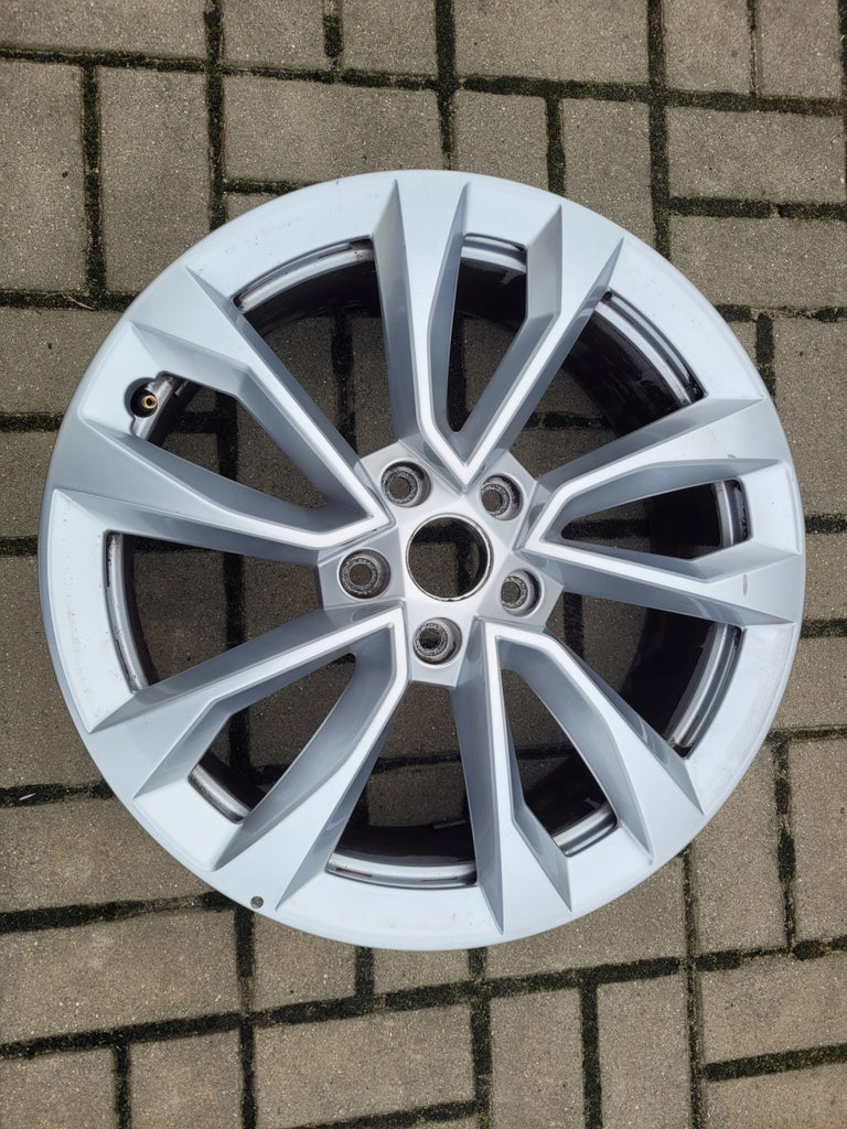 1x Alufelge 18 Zoll 7.0" 5x112 45ET Glanz Schwarz 57A601025 Skoda Karoq FEL5636204180hi