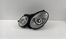 Load image into Gallery viewer, Frontscheinwerfer Mercedes-Benz W211 Links Scheinwerfer Headlight SCH9912900216sd