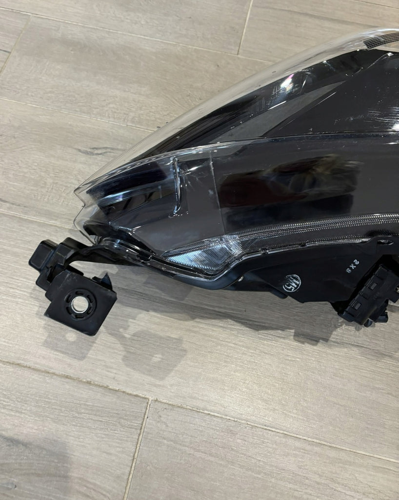 Frontscheinwerfer Mazda 2 D43N-51030 LED Rechts Scheinwerfer Headlight