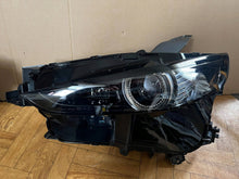 Load image into Gallery viewer, Frontscheinwerfer Mazda Cx30 DPTJ67890 Ein Satz Scheinwerfer Headlight SCH2978985692jo