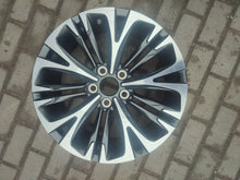 Load image into Gallery viewer, 1x Alufelge 18 Zoll 7.0" 5x114.3 Toyota Chr Rim Wheel FEL3453300695gx