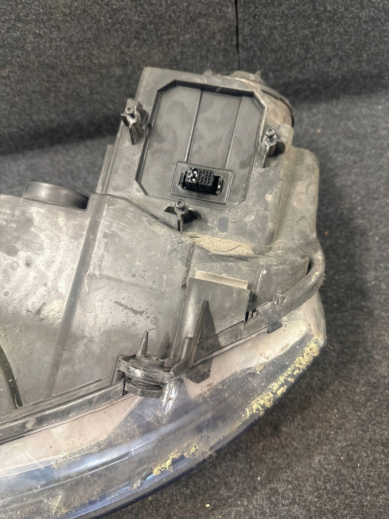 Frontscheinwerfer VW Golf V 1K6941032 0301212272 Xenon Rechts Headlight SCH8875468944ux