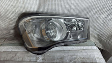 Laden Sie das Bild in den Galerie-Viewer, Frontscheinwerfer Hyundai H350 Rechts Scheinwerfer Headlight SCH5589939862qt