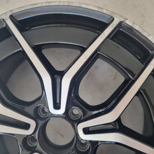 Laden Sie das Bild in den Galerie-Viewer, 1x Alufelge 19 Zoll 8.0" 5x112 43ET A2134016500 Mercedes-Benz W213 Rim Wheel FEL3804591967zy