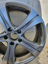 Load image into Gallery viewer, 1x Alufelge 17 Zoll 7.5&quot; 5x112 40ET A2134011200 Mercedes-Benz Rim Wheel