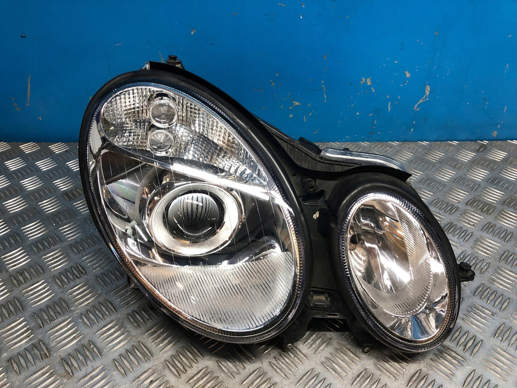 Frontscheinwerfer Mercedes-Benz W211 Rechts Scheinwerfer Headlight SCH2783930906th